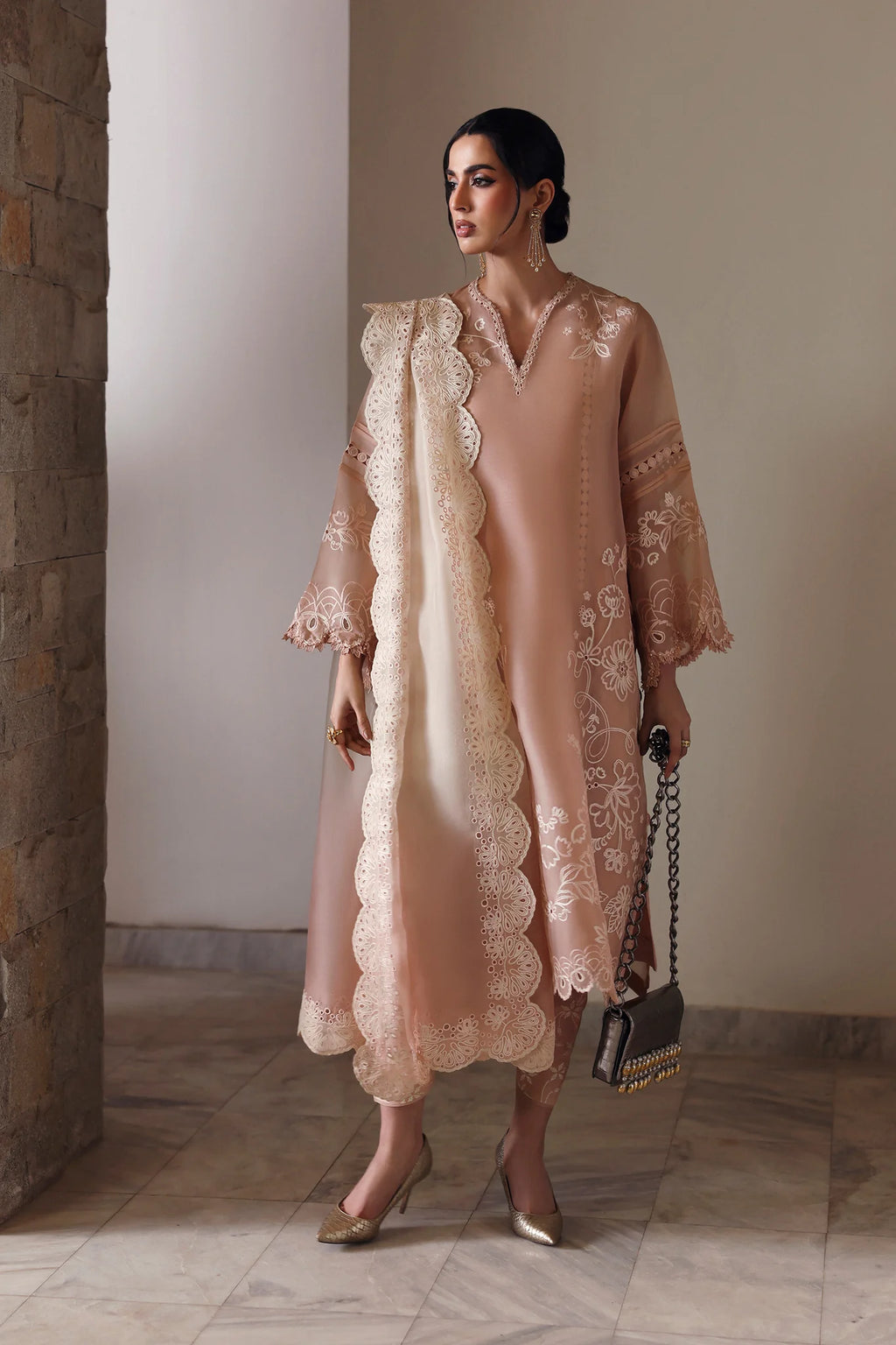 Avaia Premium Luxury Women Dress – Best Selling Designer Outfit for Stylish Lifestyle