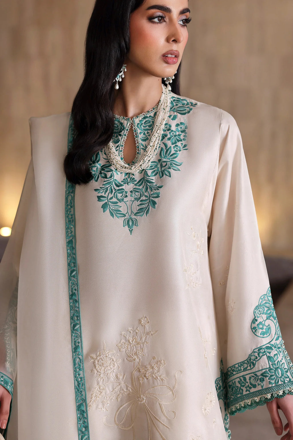 MIREN White Women Stylish Luxury Dress