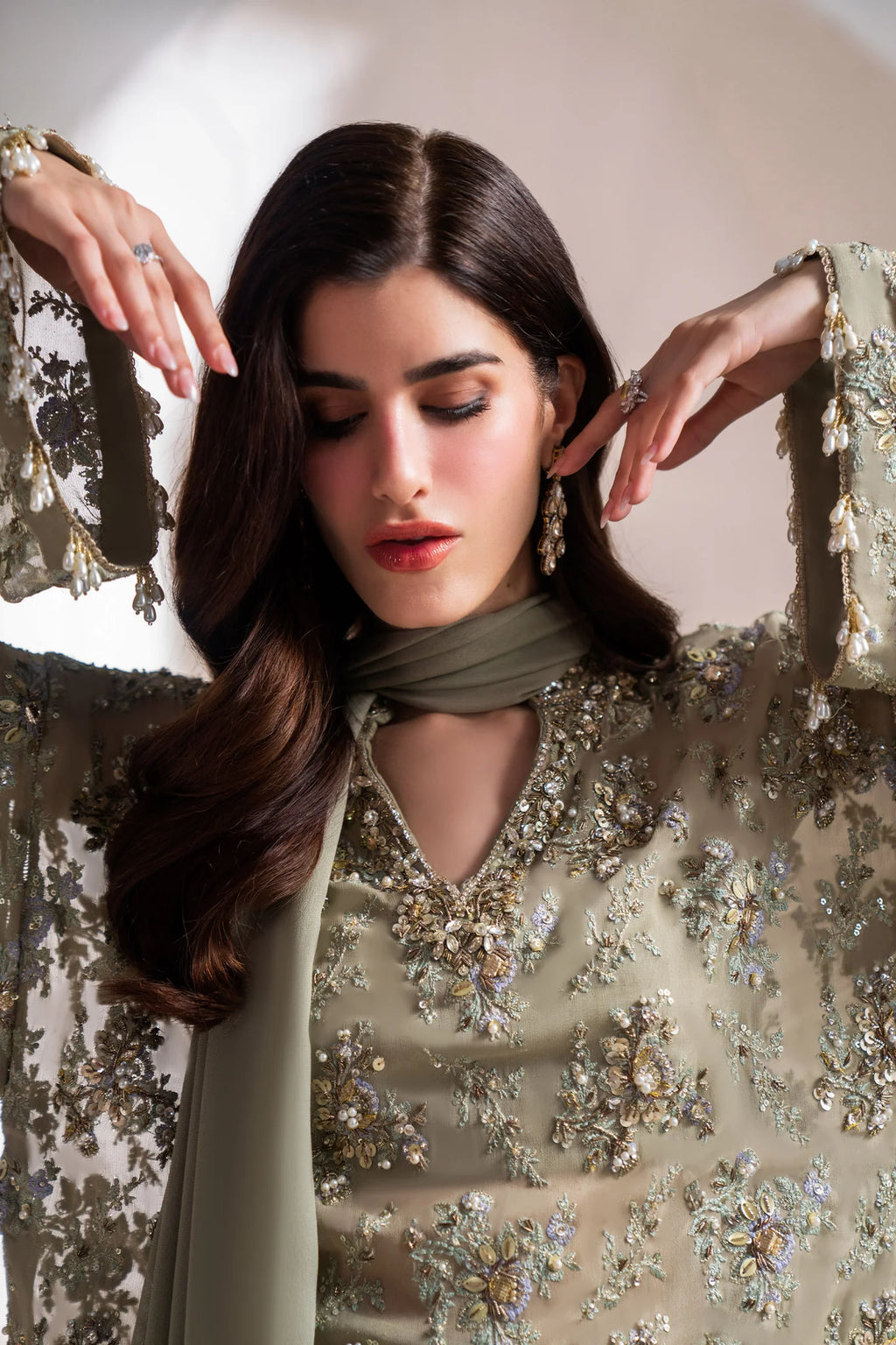 CLARTÉ Special Wedding Dress For Luxury lifestyle